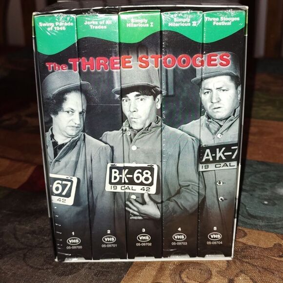 Vintage The Three Stooges Collector Series (VHS Collection 5 VHS Tapes 1998) - Picture 1 of 7